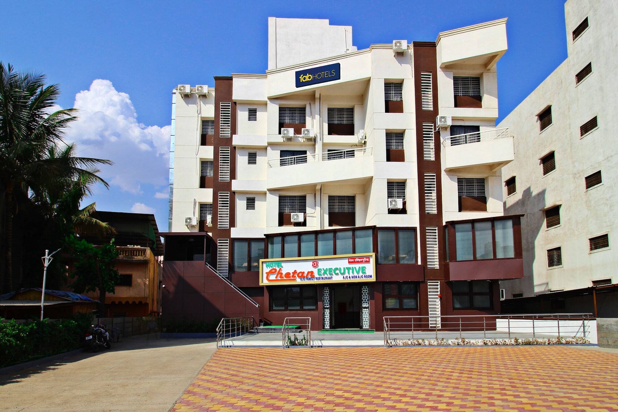 Fabhotel Chetan Executive Hadapsar Phursungi Exteriér fotografie